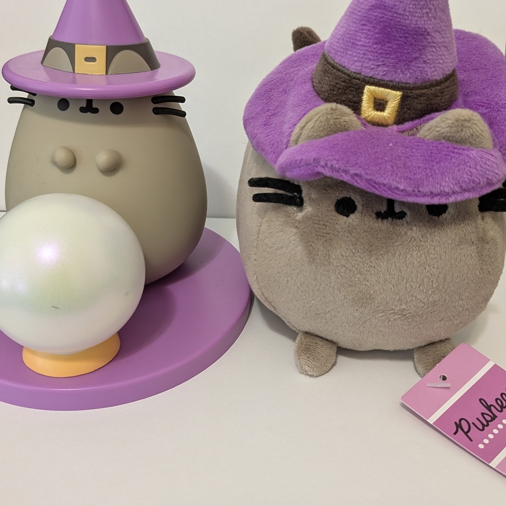Pusheen Plush and Figurine Set in Purple and Taupe